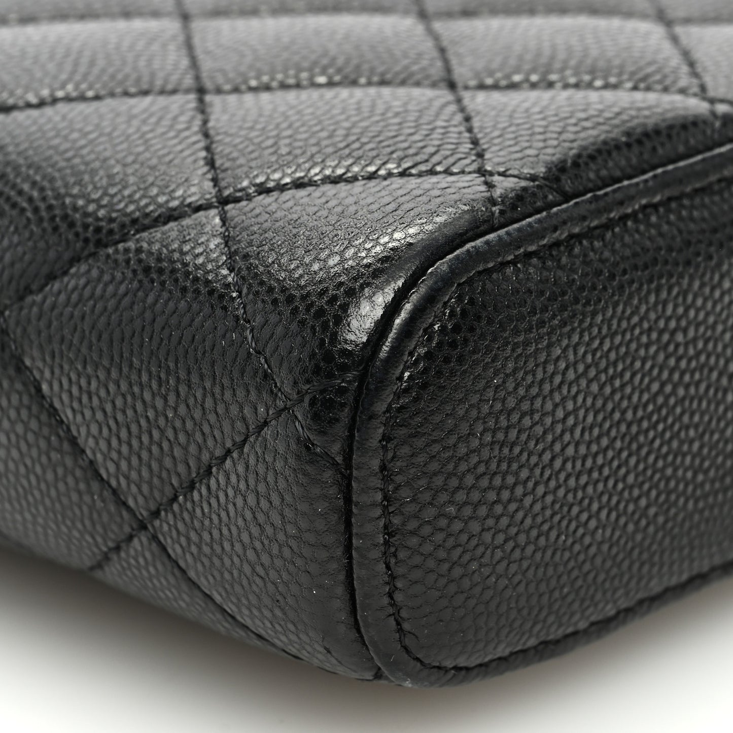 Caviar Quilted Phone Holder With Chain Black