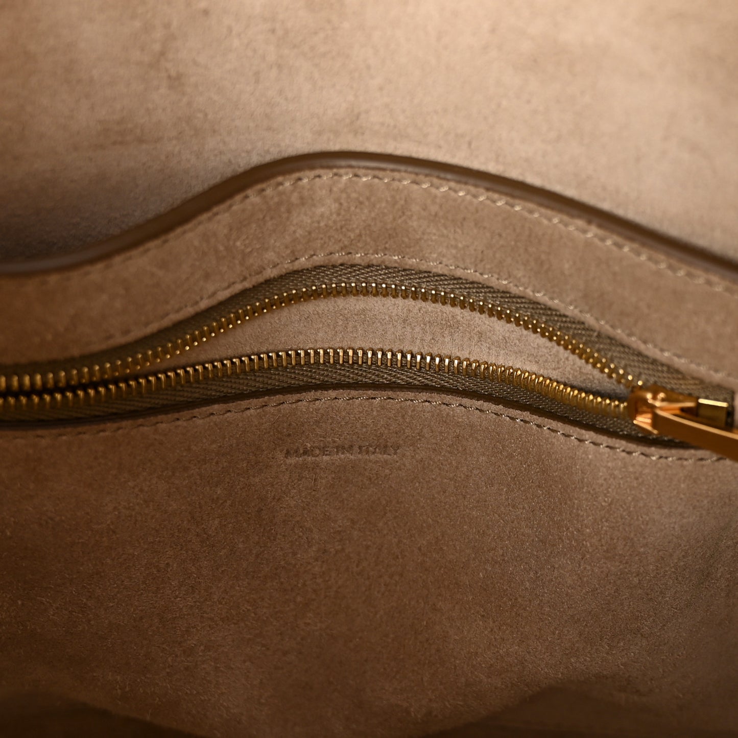 Soft Grained Calfskin Small Sangle Bucket Bag Taupe