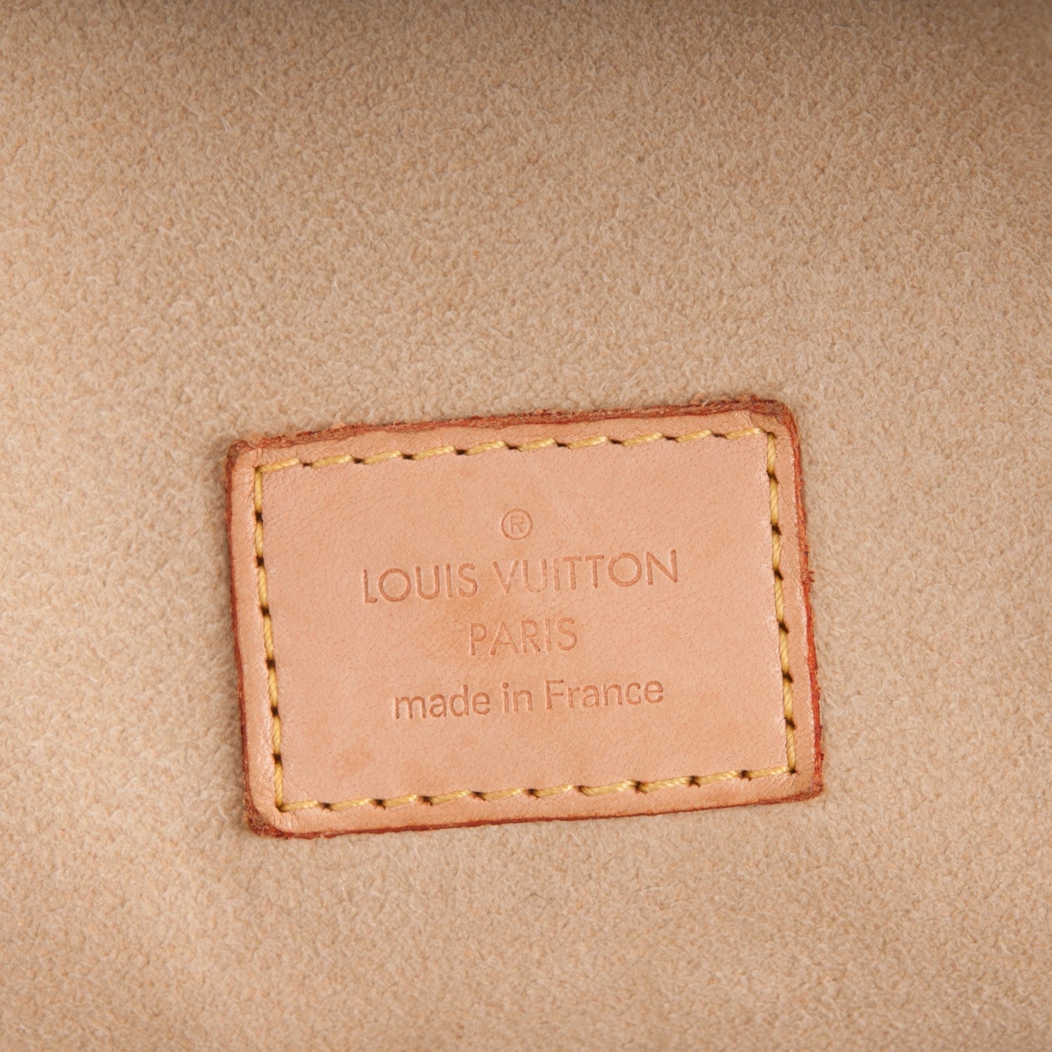 Louis Vuitton Monogram Manhattan GM 7 of 7