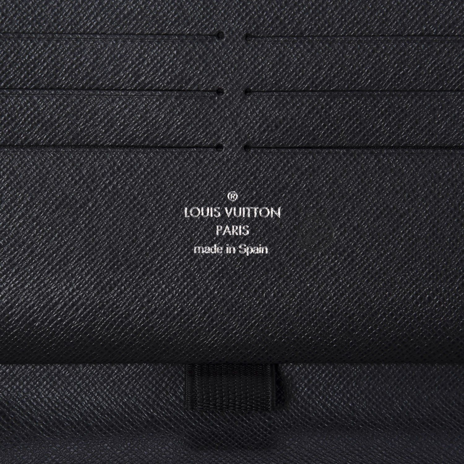 Louis Vuitton Taiga Zippy Organizer Wallet Black 8 of 10