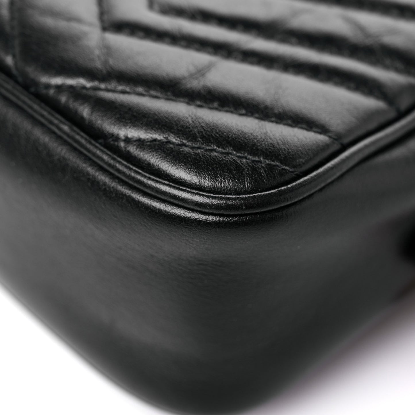 Calfskin Matelasse Small GG Marmont Chain Shoulder Bag Black