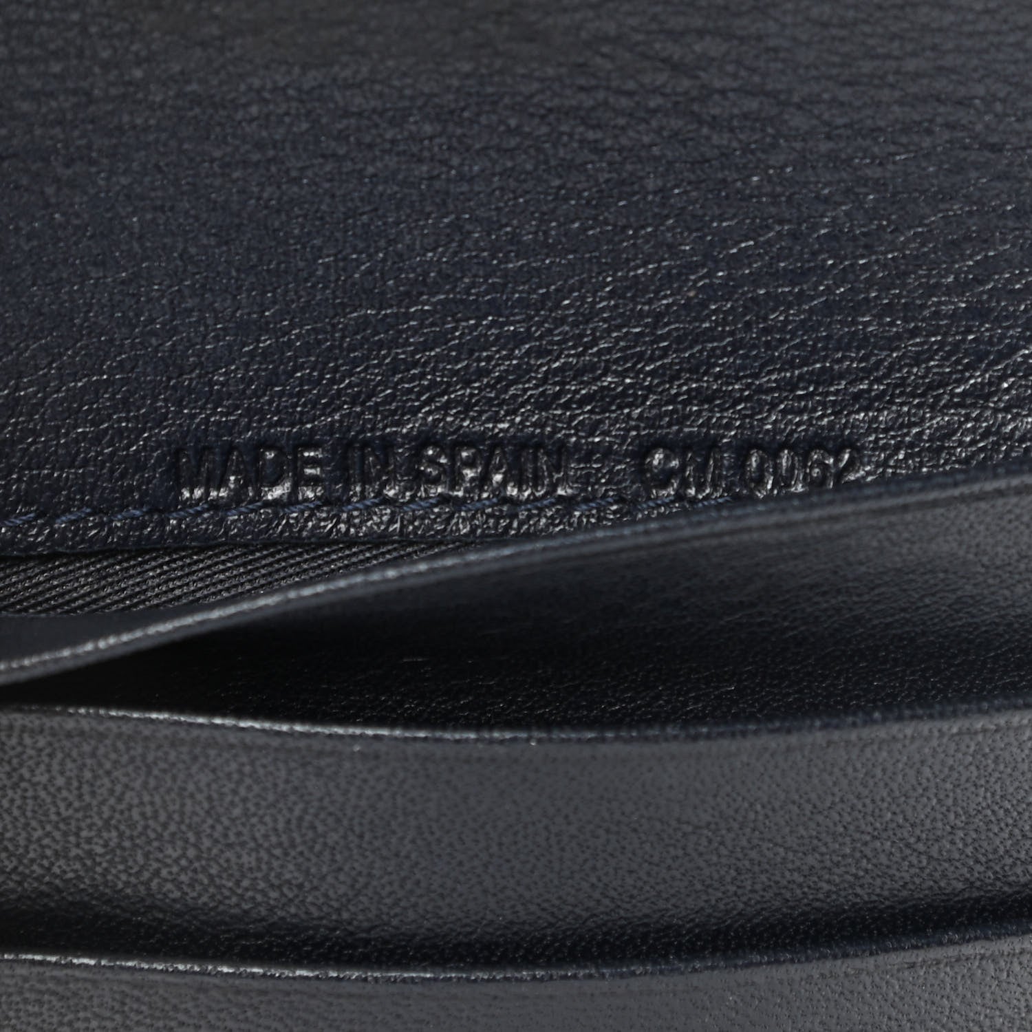 Christian Dior Monogram Compact Wallet White 7 of 7