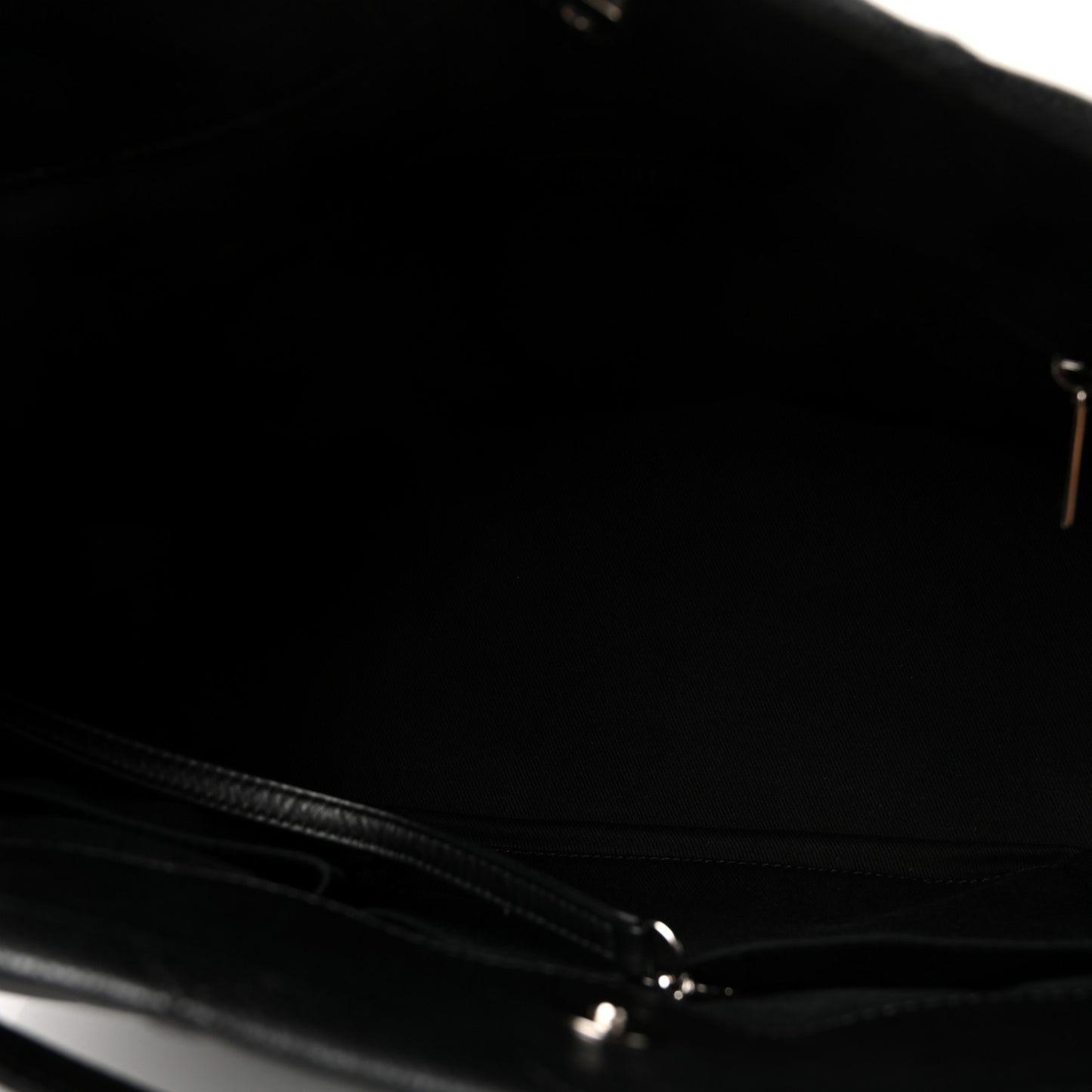 Caviar Quilted Timeless CC Soft Tote Black