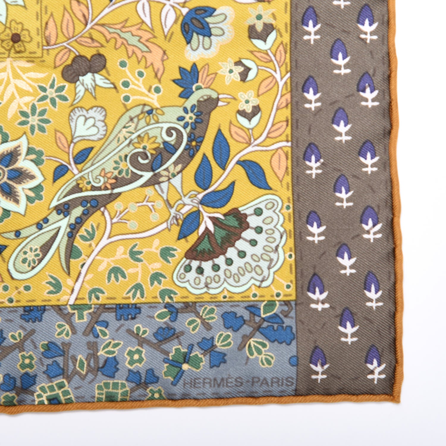 Hermes Silk Pique Fleuri De Provence Pocket Square Scarf 3 of 5