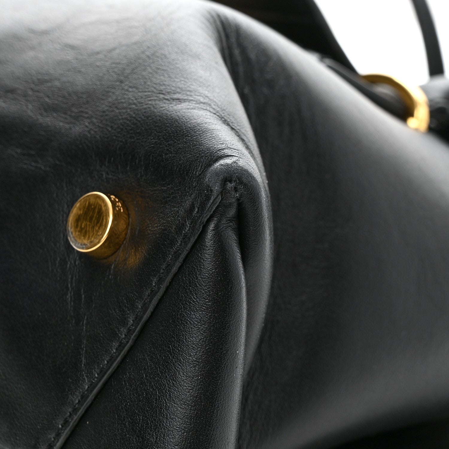 Tom Ford Smooth Calfskin Medium Icon Bag Black 12 of 17
