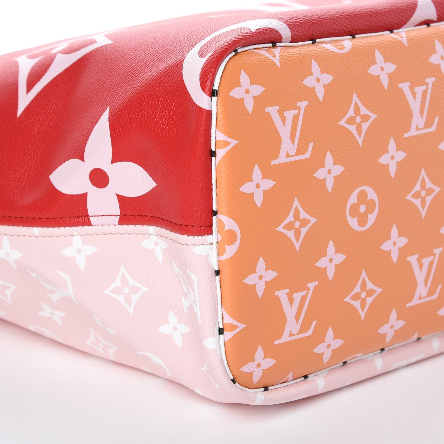 Louis Vuitton Monogram Giant Neverfull MM Rouge 9 of 11