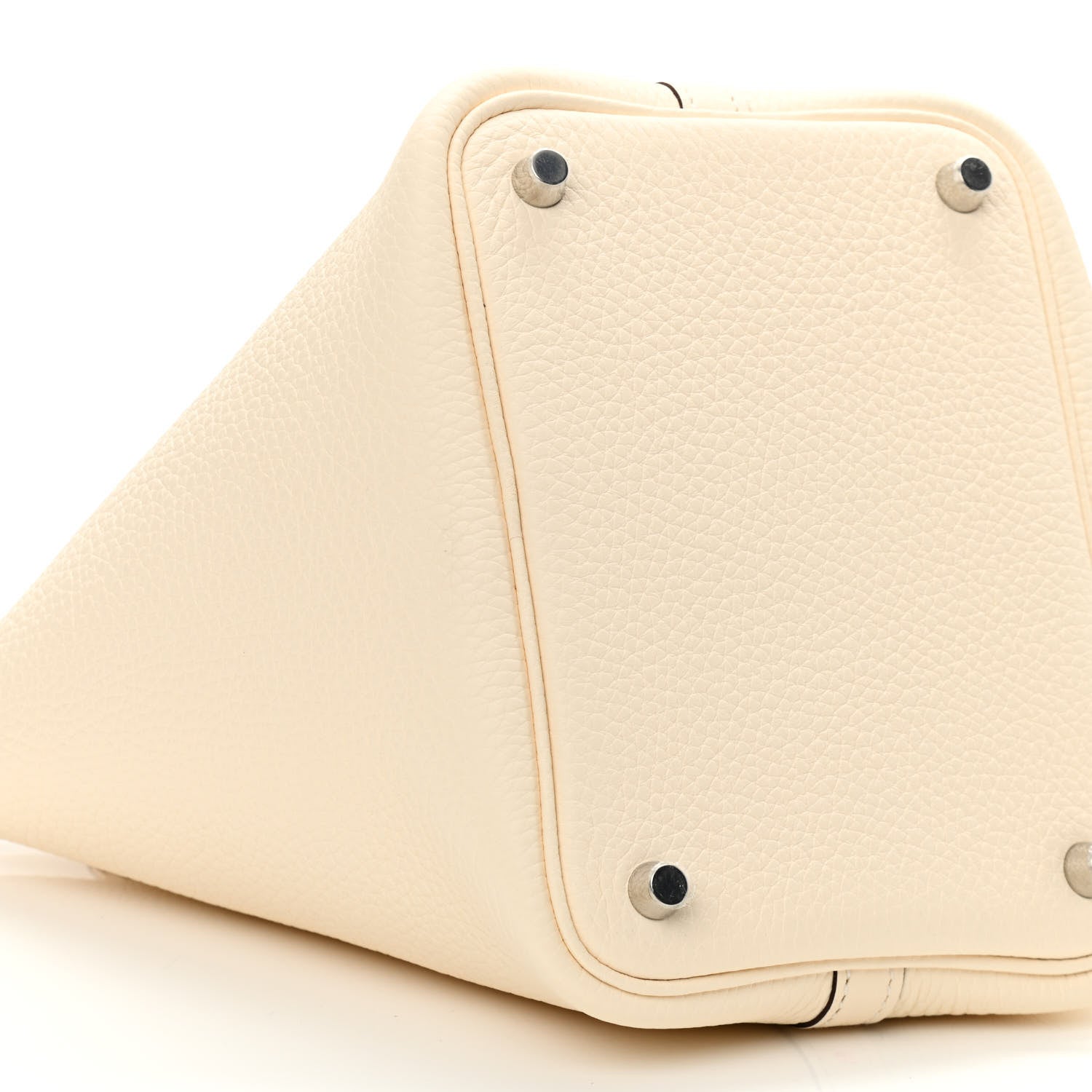 Hermes Taurillon Clemence Picotin Lock 18 PM Nata 8 of 10