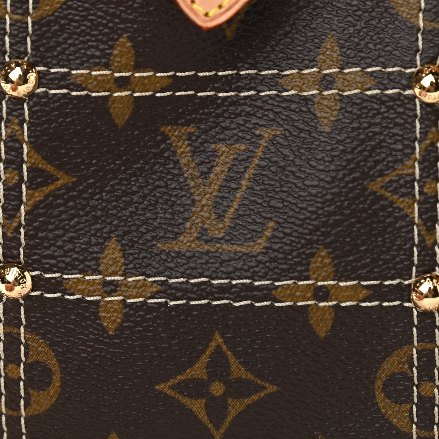 Louis Vuitton Monogram Riveting 7 of 10