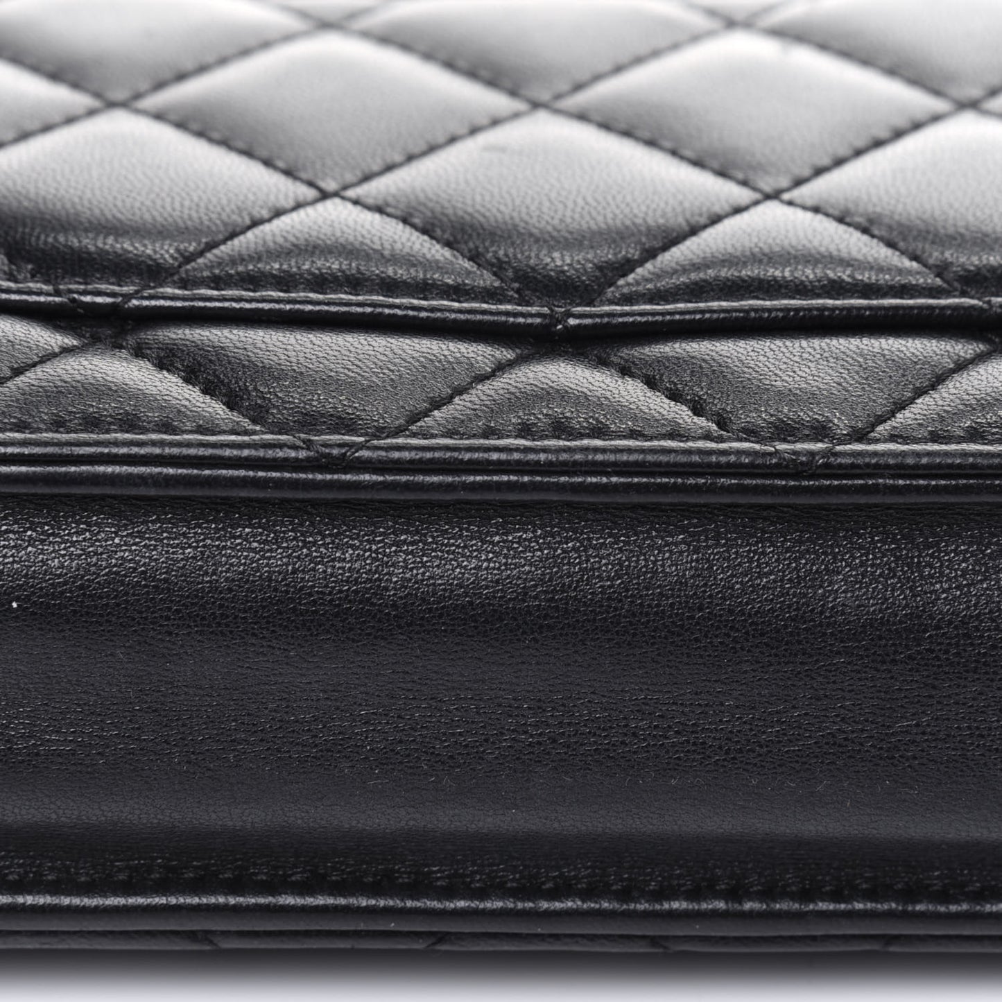 Lambskin Quilted Wallet On Chain WOC Black