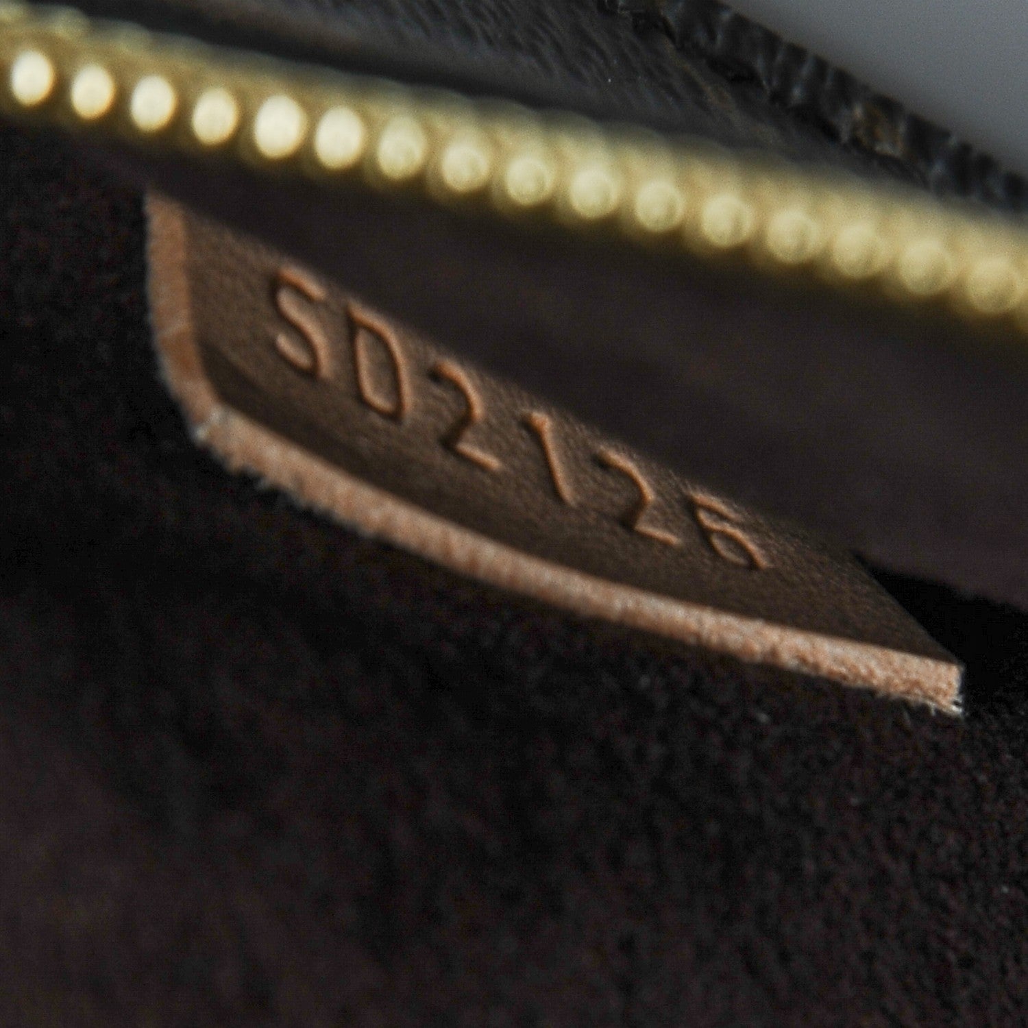 Louis Vuitton Monogram Pochette Metis 8 of 8