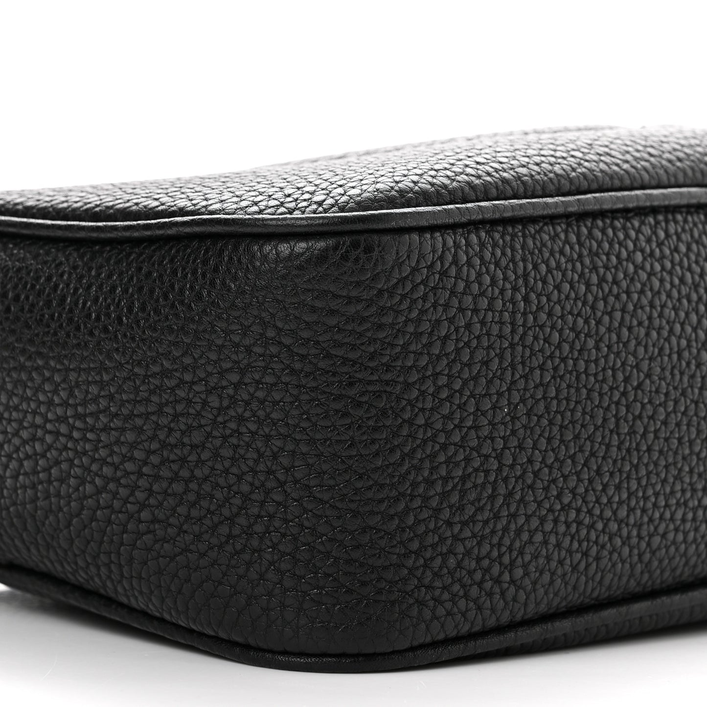 Pebbled Calfskin Small Soho Disco Bag Black