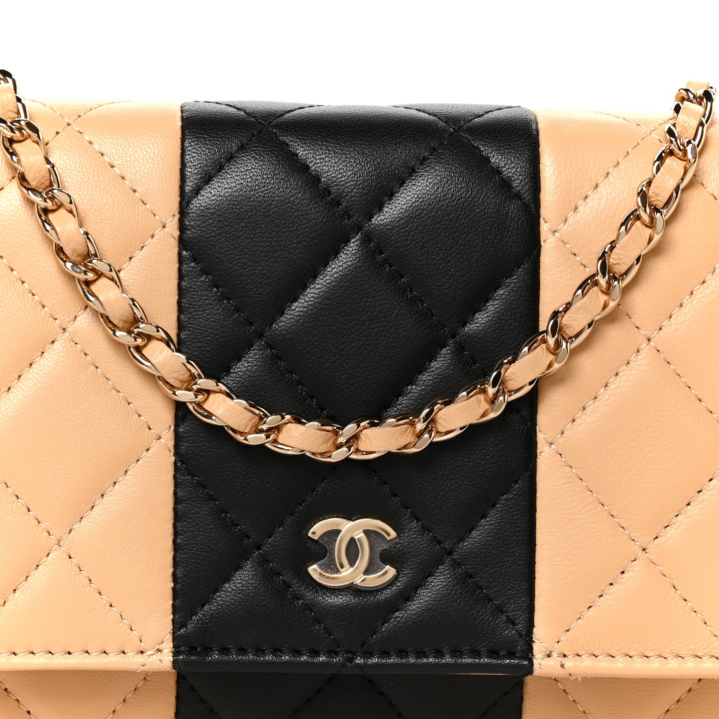Lambskin Quilted Wallet On Chain WOC Beige Black