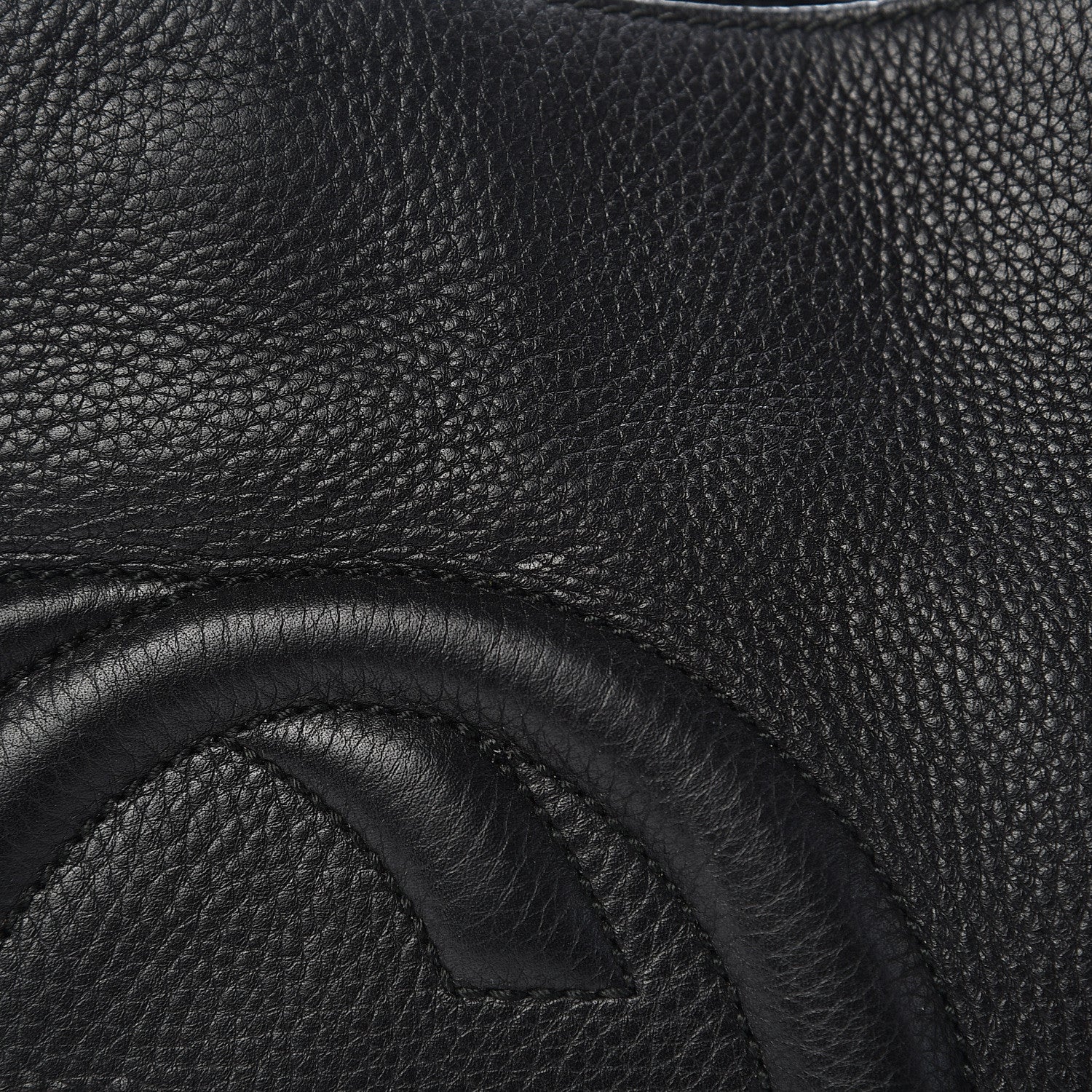 Gucci Pebbled Calfskin Medium Soho Chain Shoulder Bag Black 11 of 14