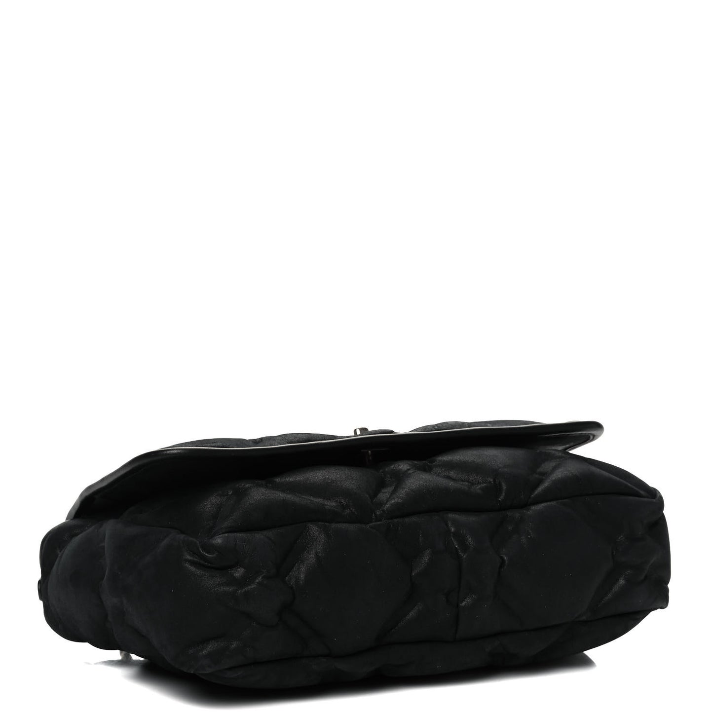 Iridescent Calfskin Quilted Small Chesterfield Flap Black