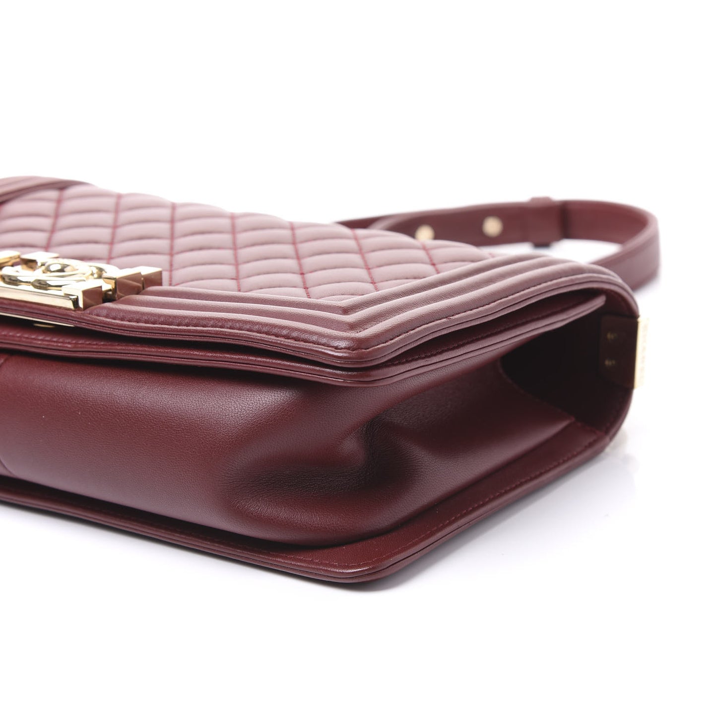 Lambskin Quilted Medium Boy Flap Burgundy