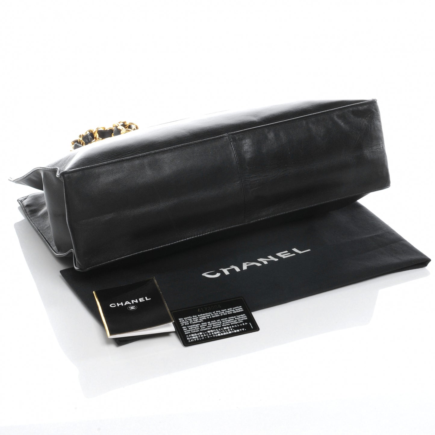 Lambskin Jumbo Shoulder Bag Black