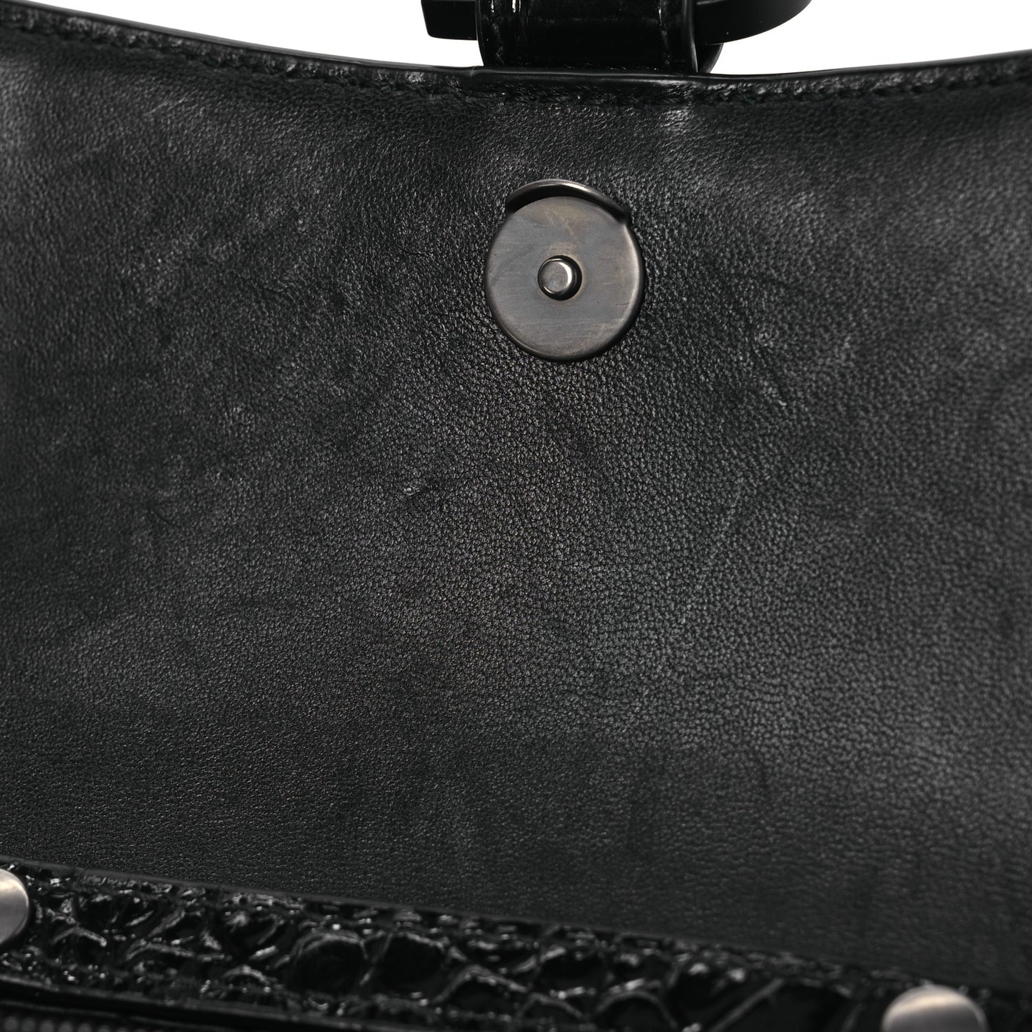 Shiny Calfskin Monochrome Crocodile Embossed Hourglass Chain Bag Black