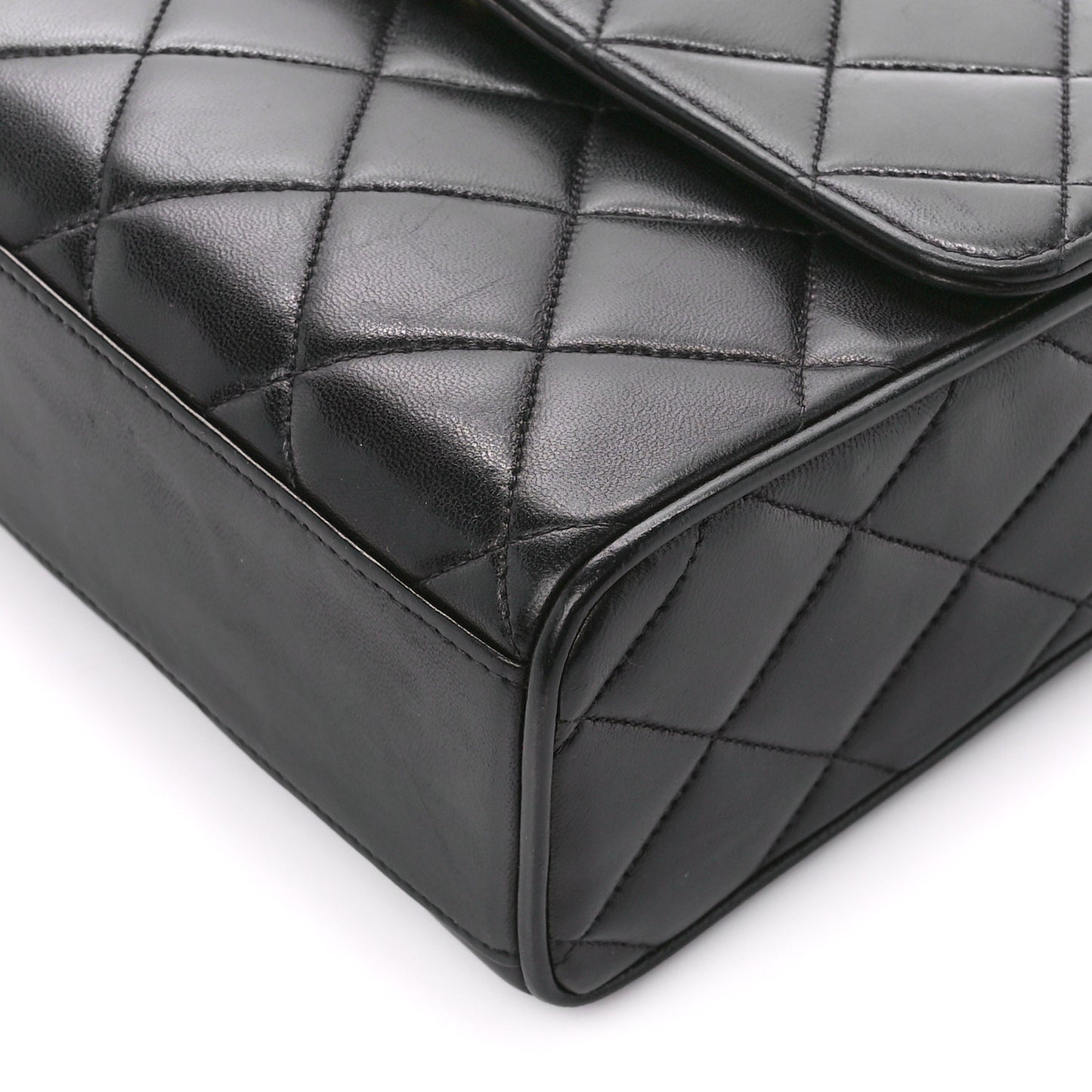 Lambskin Quilted CC Single Flap Shoulder Bag Black