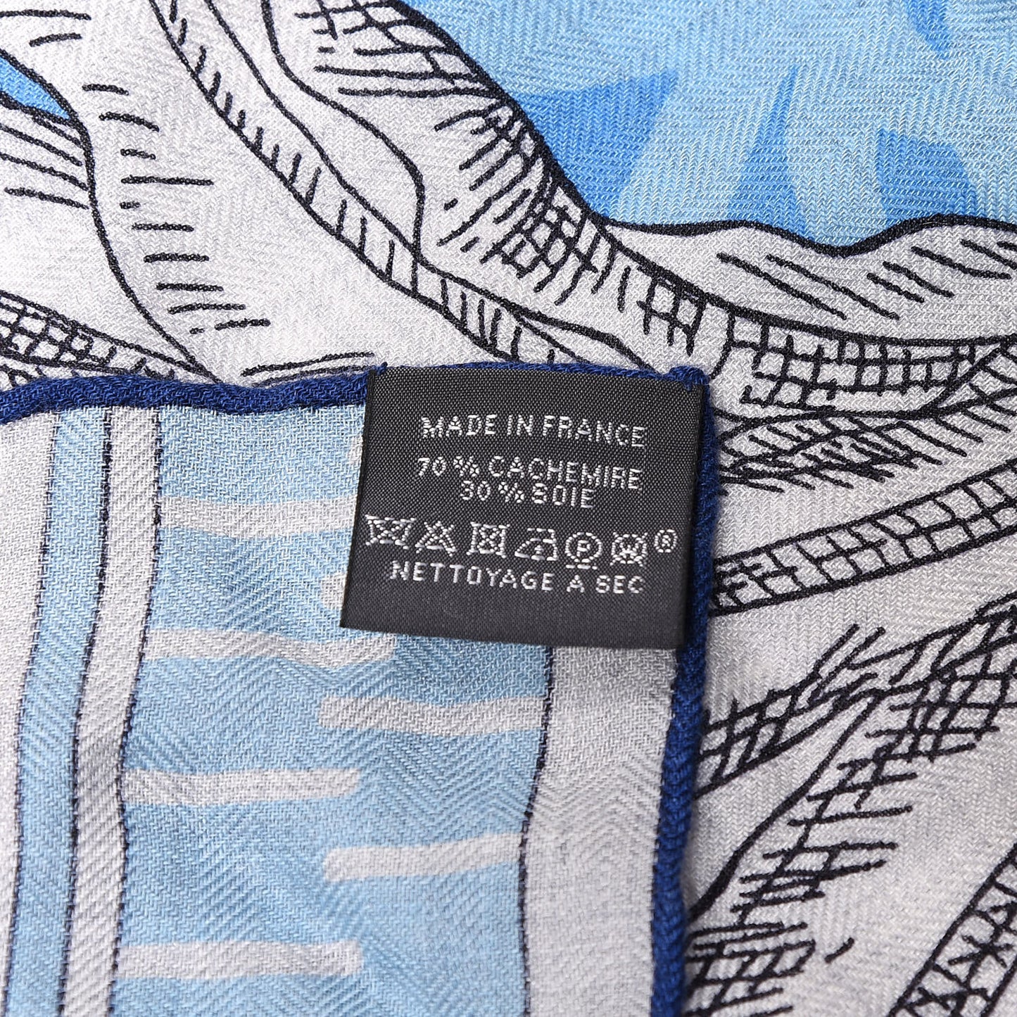 Silk Act III Scene I La Clairiere 140 Gris Chine Ciel Anthracite