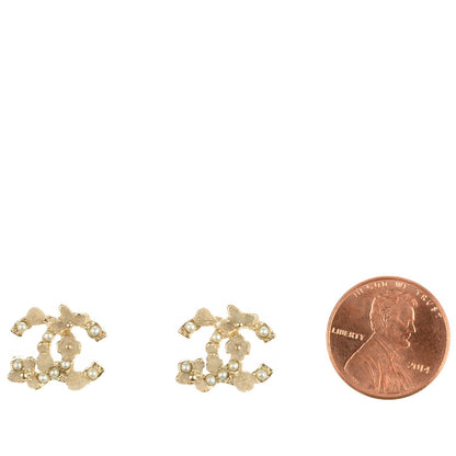 Chanel Pearl CC Earrings Gold 2 of 4