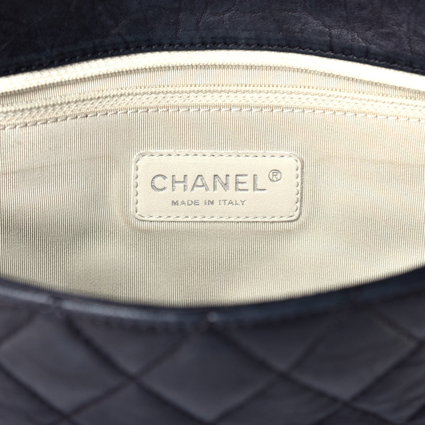 Washed Lambskin Quilted Maxi Chain Around Flap Black