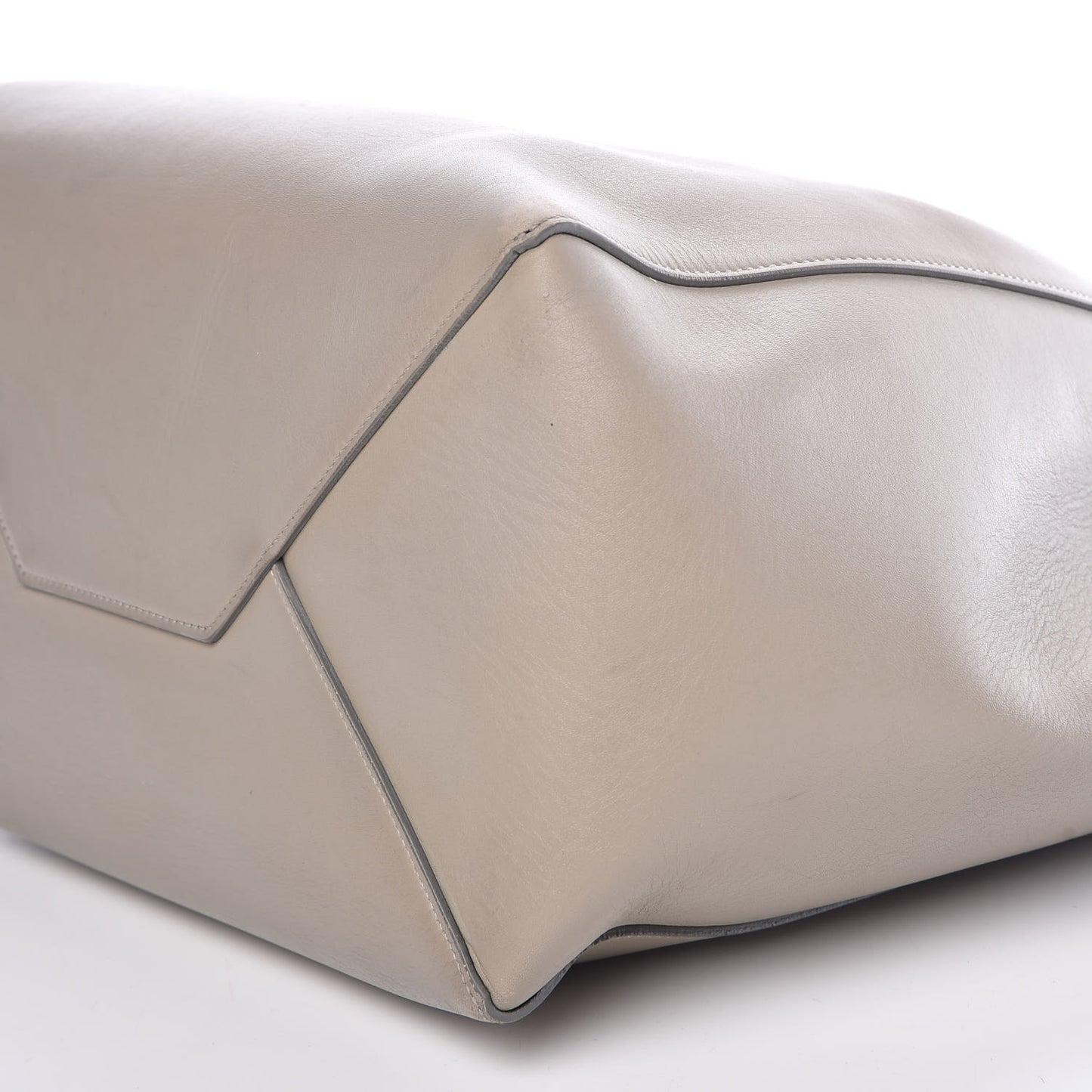 Smooth Calfskin Small Belt Cabas Phantom Taupe