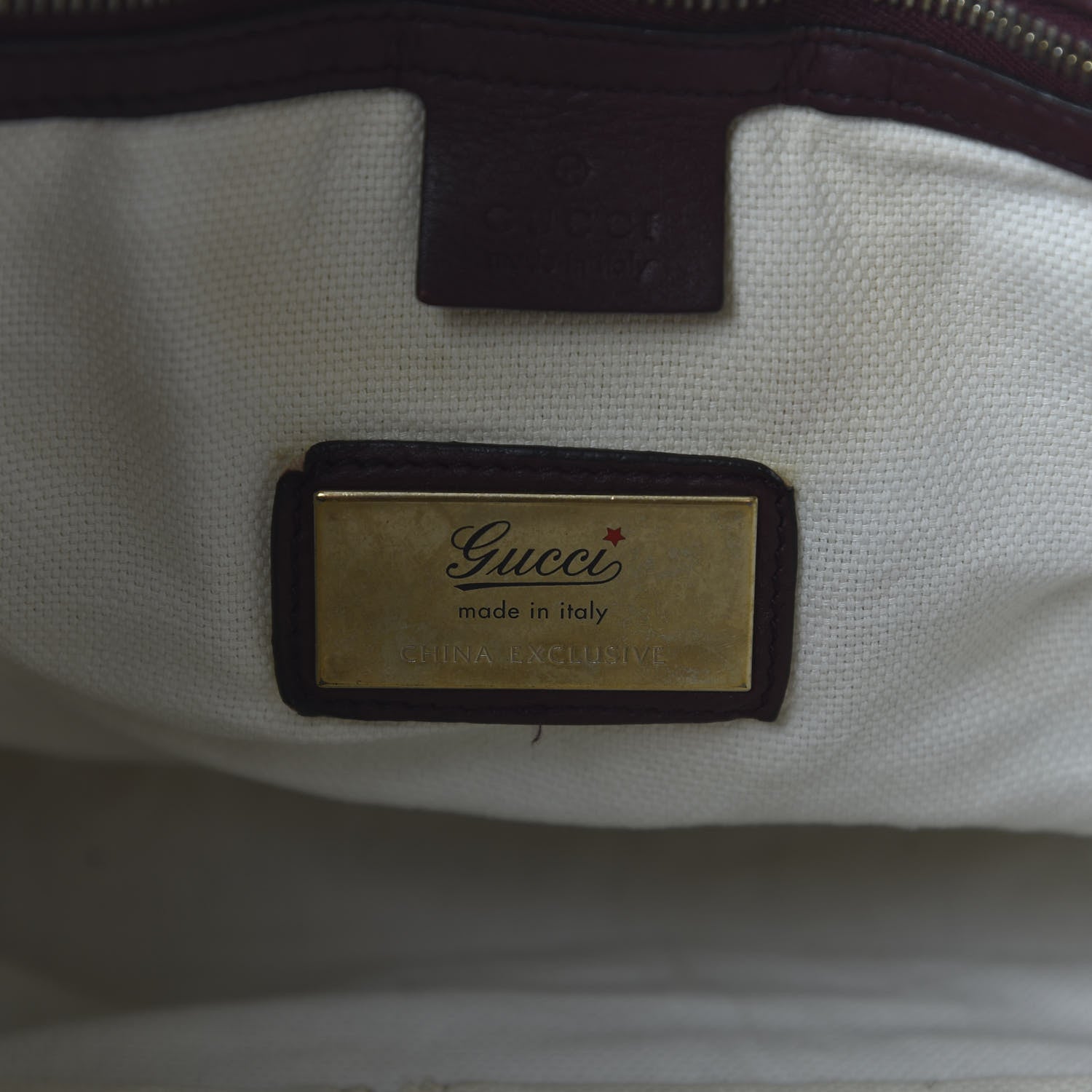 Gucci Pebbled Calfskin Medium Soho Chain Shoulder Bag Burgundy 8 of 11