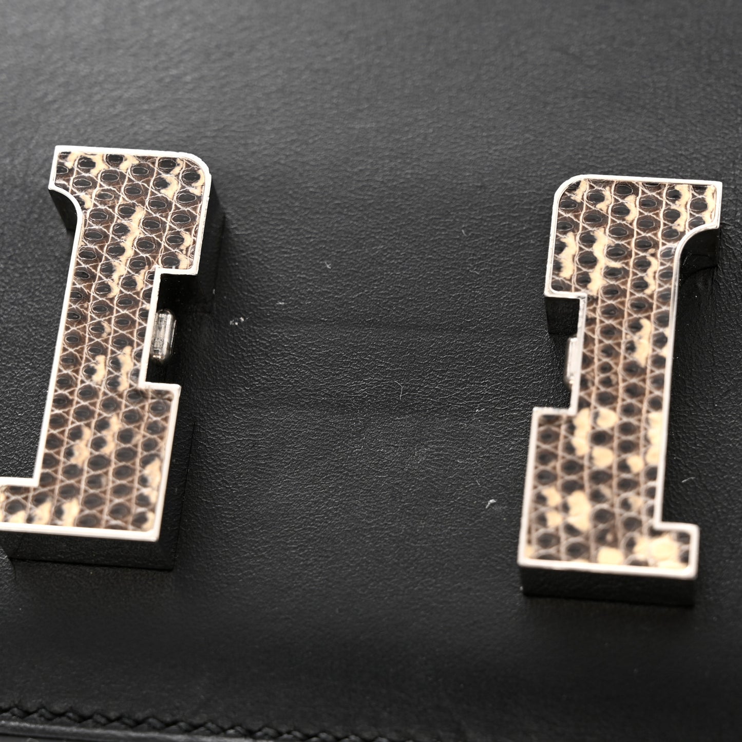 Veau Monsieur Lizard Constance 18 Black Ombre