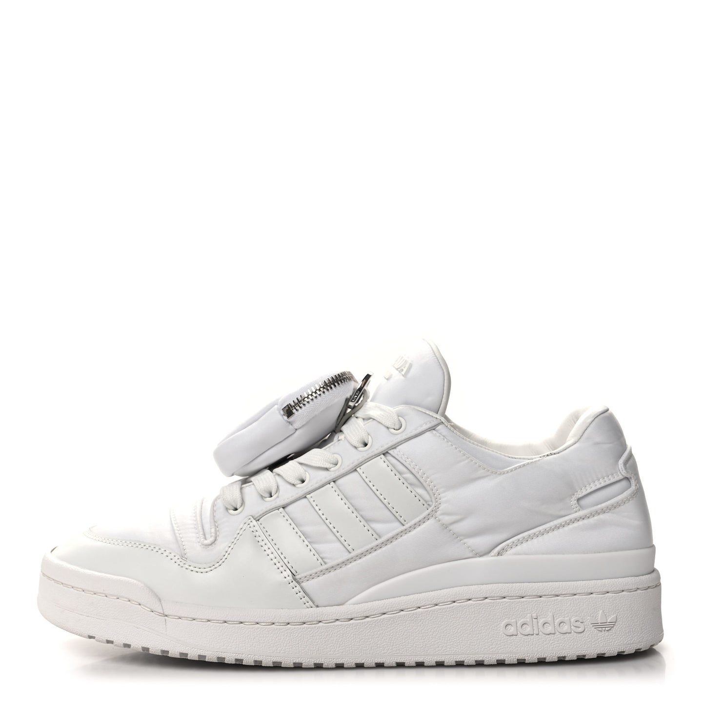 X ADIDAS Re-Nylon Gabardine Metal Triangle Logo Mens Wheel Pouch Pocket Low Top Sneakers 11 White