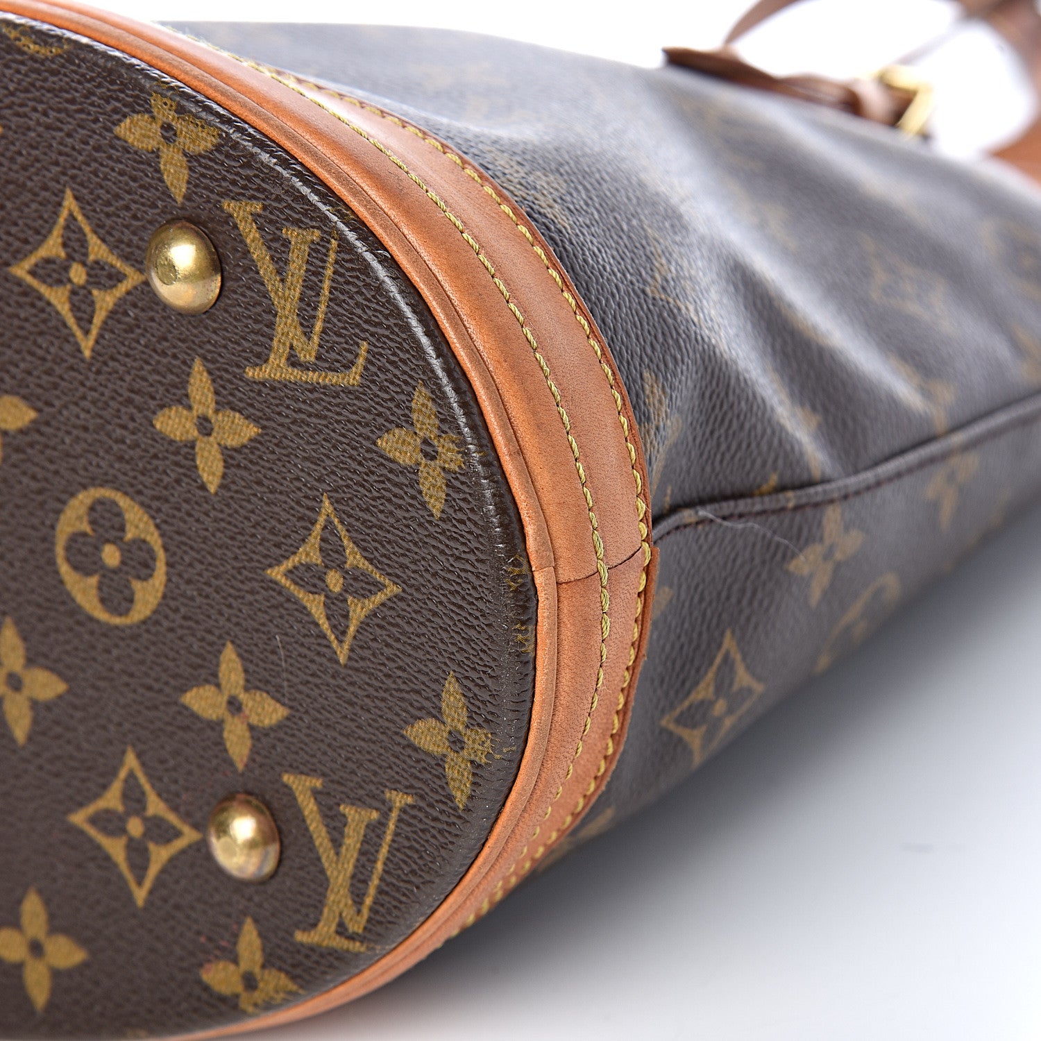 Louis Vuitton Monogram Petit Bucket 23 17 of 18