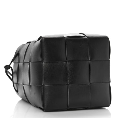 Bottega Veneta Nappa Maxi Intrecciato Cassette Bucket Bag Black 4 of 8