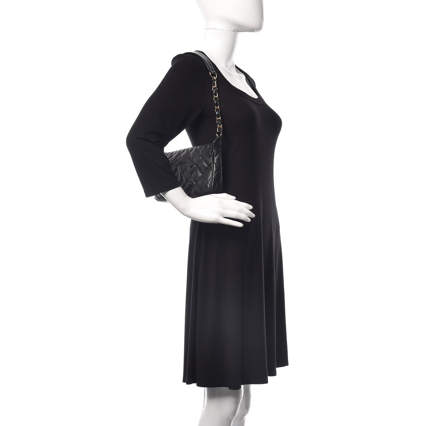 Caviar Quilted CC Shoulder Bag Black