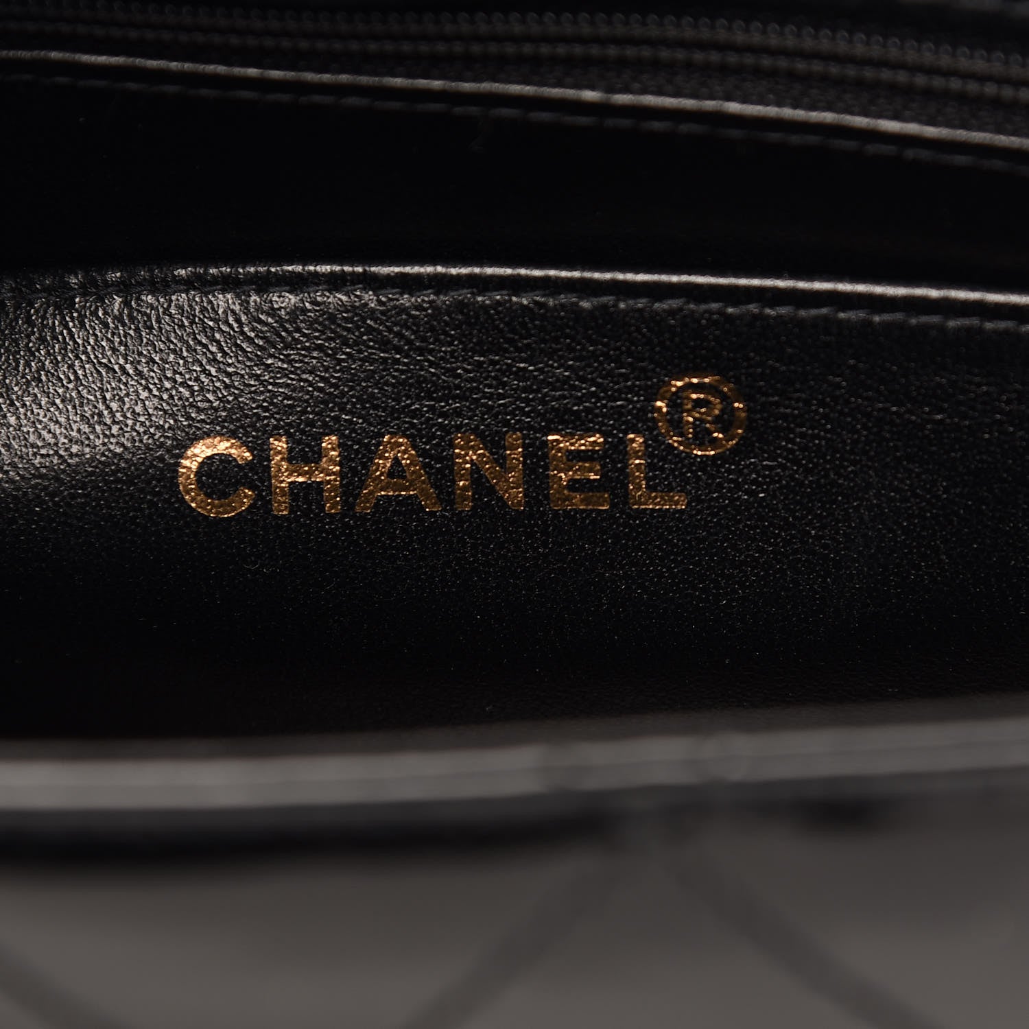 Chanel Patent Quilted CC Shoulder Bag Black 5 of 15