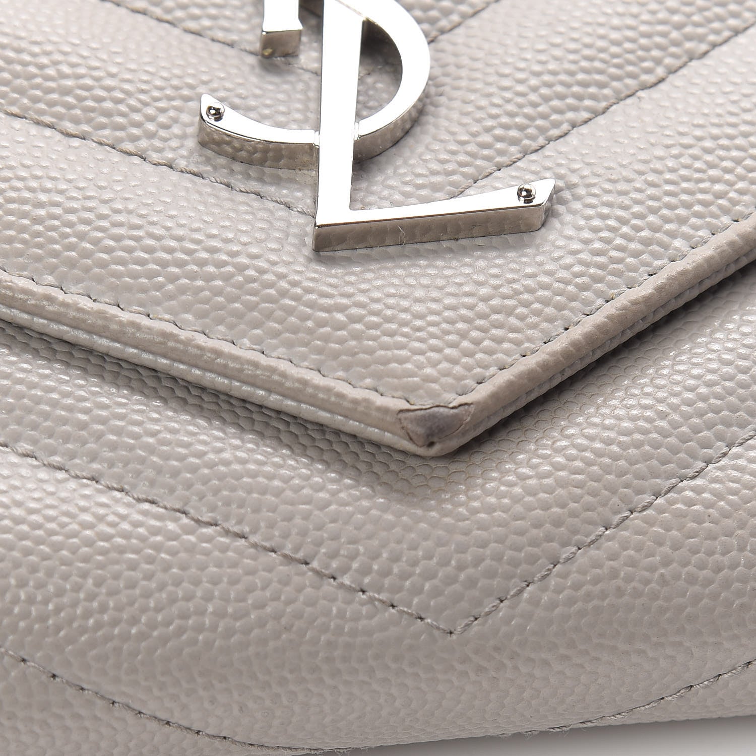 Saint Laurent Grain De Poudre Matelasse Chevron Monogram Flap Wallet Souris 8 of 11