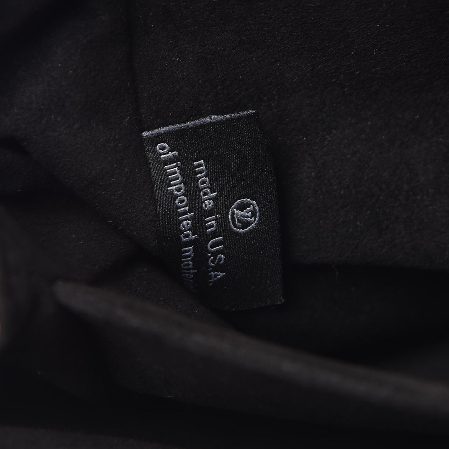 Reverse Monogram Pochette Metis