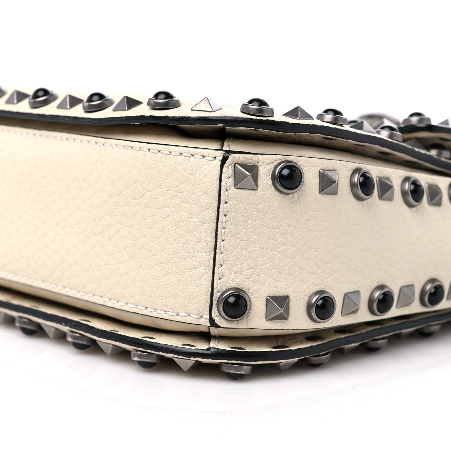 Pebbled Calfskin Onyx Medium Guitar Strap Rockstud Rolling Flap Saddle Bag Ivory