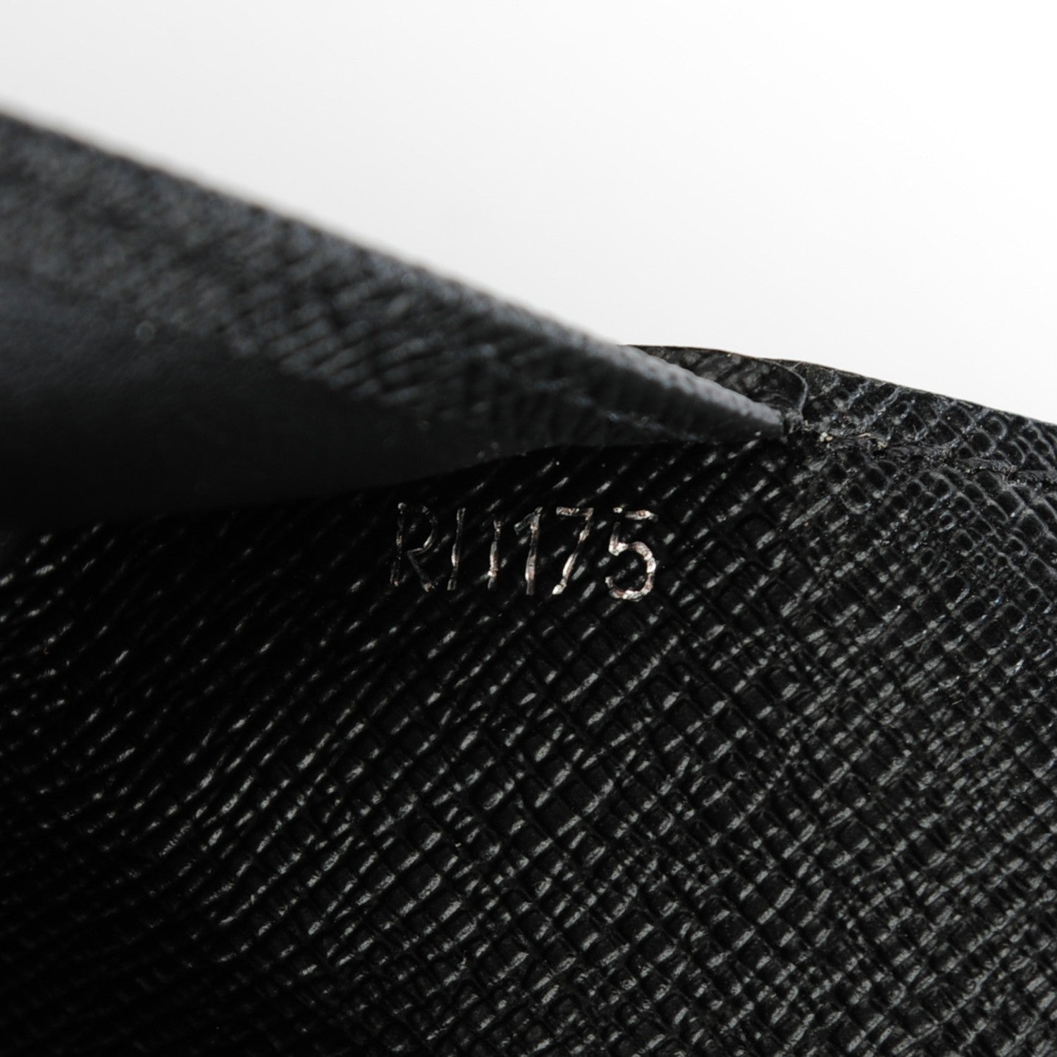 Louis Vuitton Damier Graphite Medium Ring Agenda Cover 7 of 7