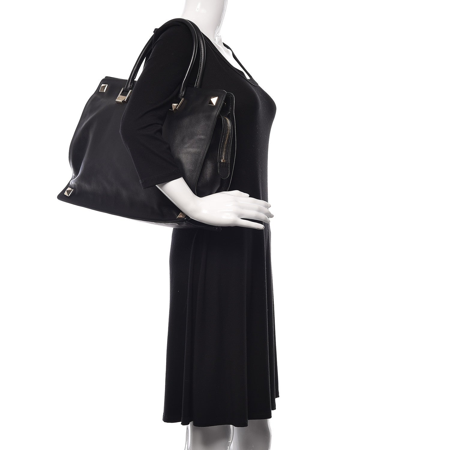 Valentino Garavani Vitello Macro Rockstud Runway Tote Black 2 of 19