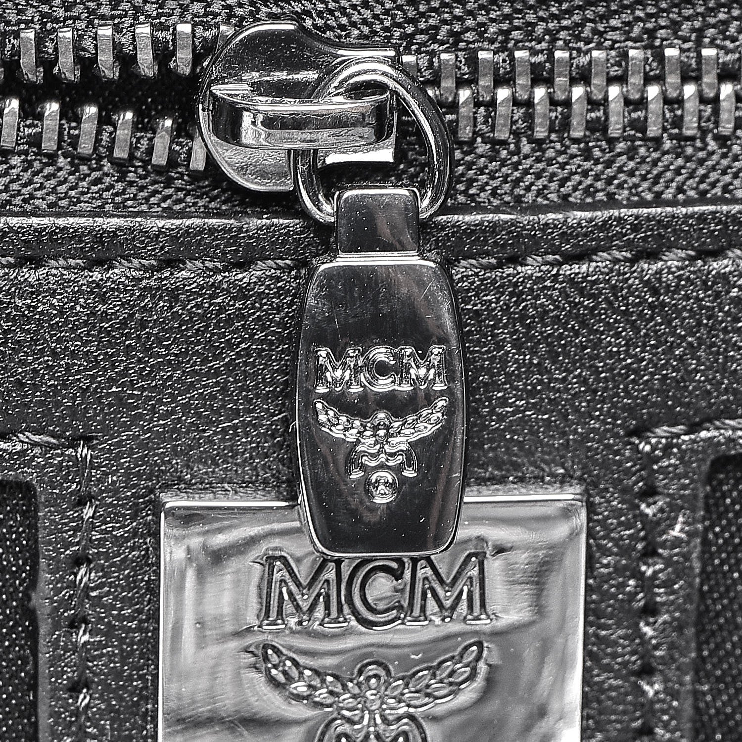 MCM Metallic Visetos Calfskin Medium Studded Munich Lion Stark Backpack Silver Black 10 of 28