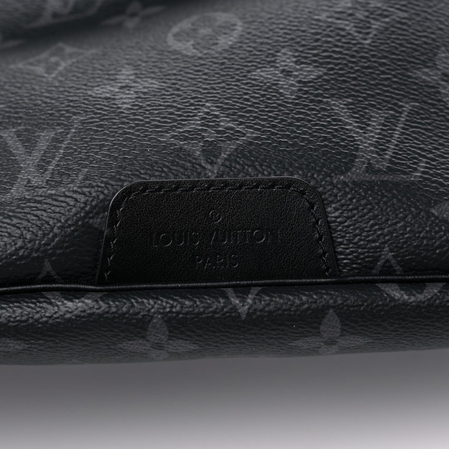 Louis Vuitton Monogram Eclipse Discovery Bumbag 9 of 11