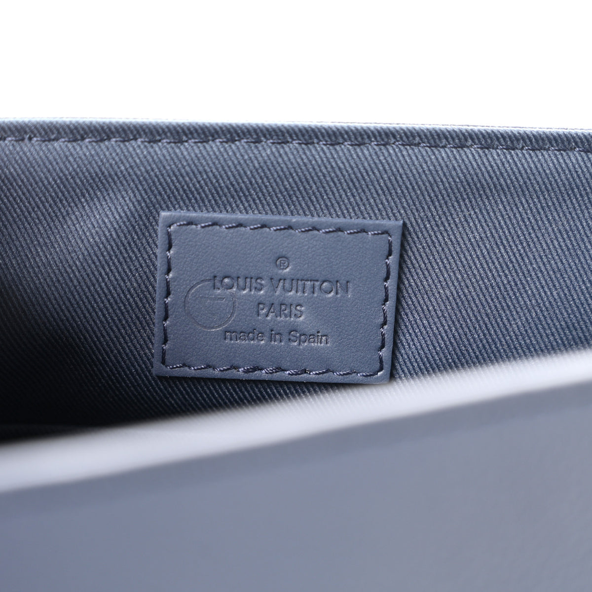 Louis Vuitton Calfskin Aerogram Takeoff Messenger Blue 6 of 9