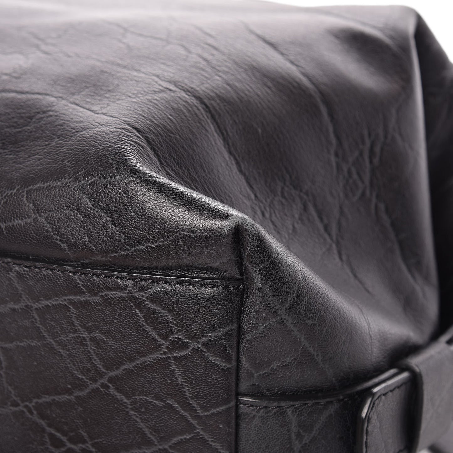 Calfskin Elephant Embossed Medium Nightingale Black