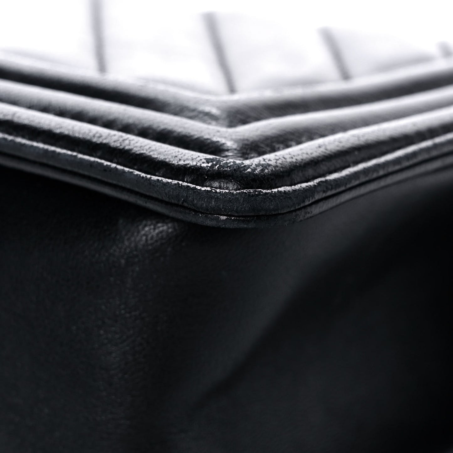 Calfskin Chevron Quilted Medium Boy Flap Black