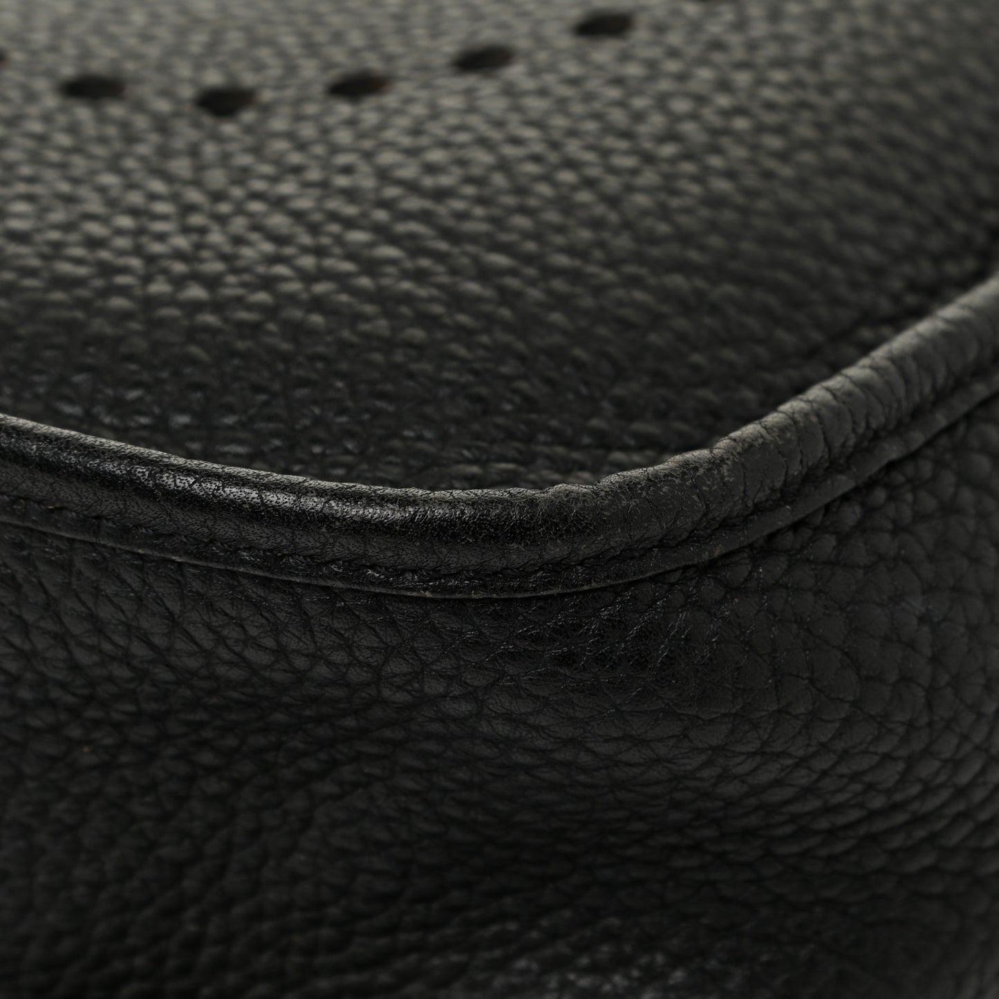 Taurillon Clemence Evelyne III PM Black