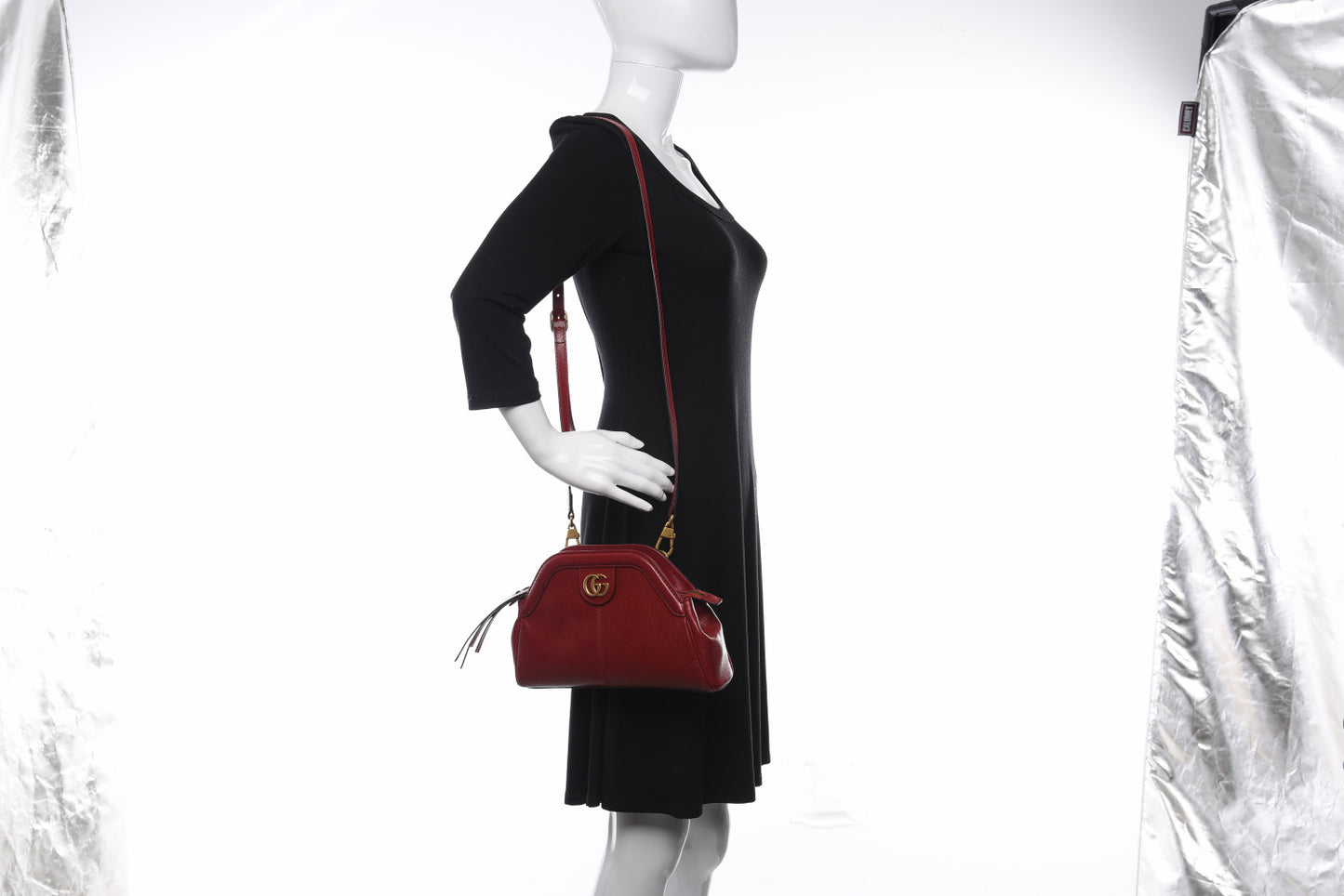 Piuma Lux Calfskin Small Re(Belle) Crossbody Bag Romantic Cerise
