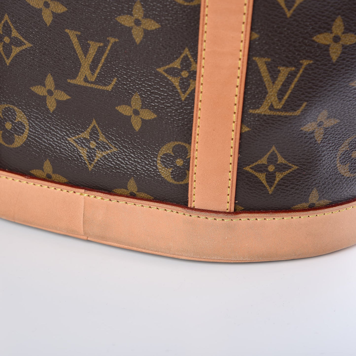 Monogram Neo Bucket Rubis