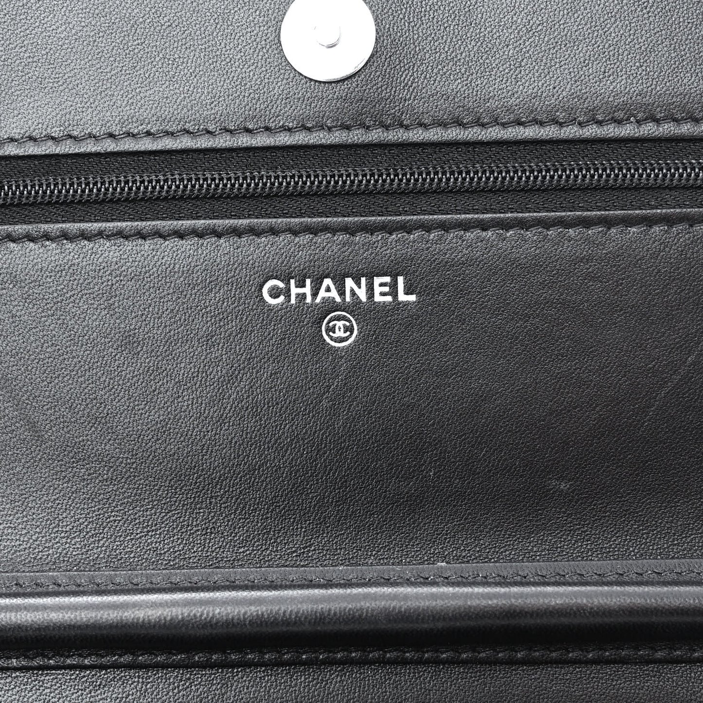 Lambskin Quilted Wallet On Chain WOC Black
