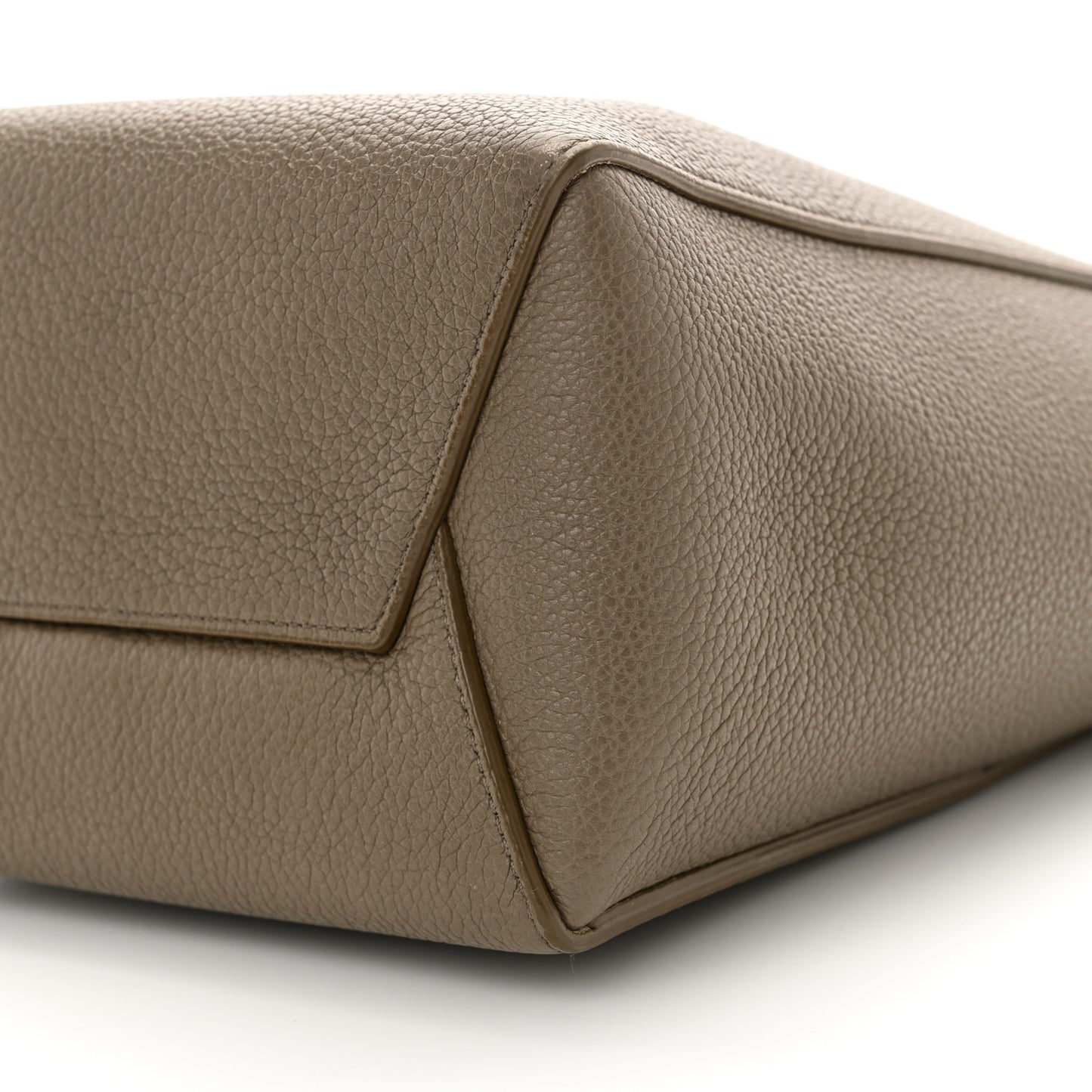 Soft Grained Calfskin Small Sangle Bucket Bag Taupe