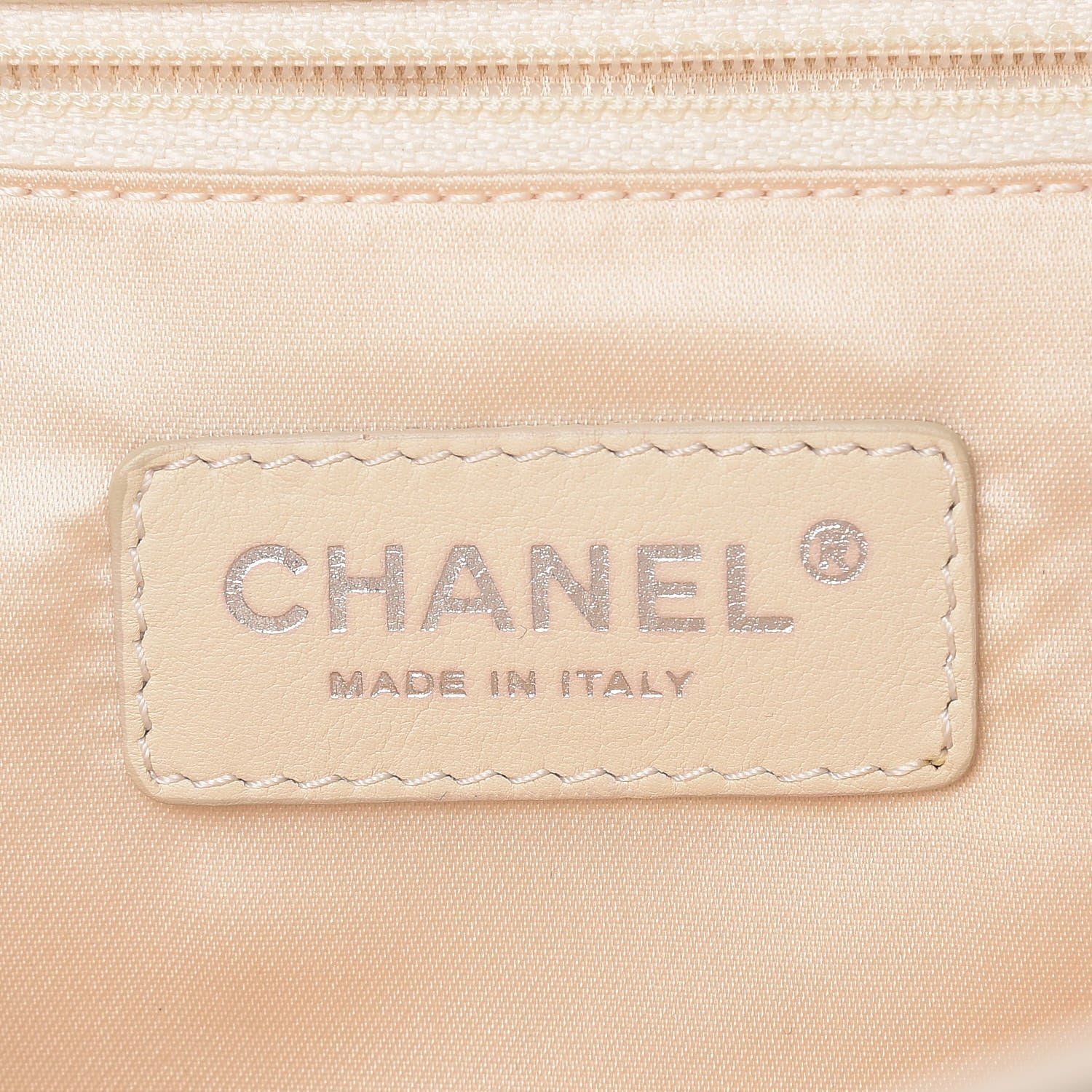 Chanel Lambskin Quilted East West Tote Ivory 6 of 10