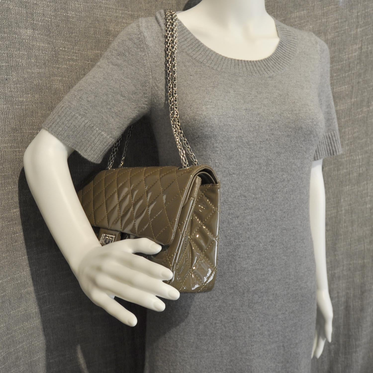 Chanel Patent 2.55 Reissue 226 Flap Taupe 3 of 11